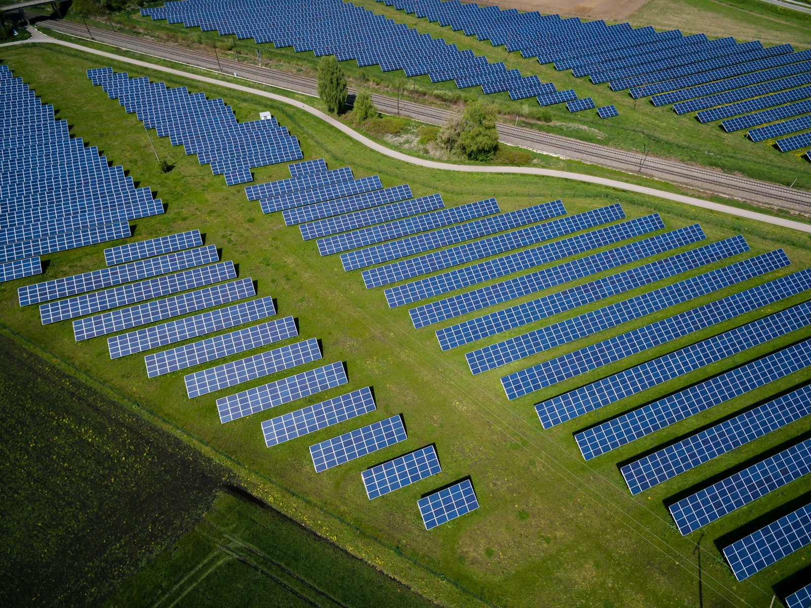 太陽光発電プラント用途向け化学製品市場調査